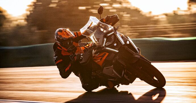 KTM : la production redémarre et avec elle, l’arrivée tant attendue des modèles 1390 Super Adventure