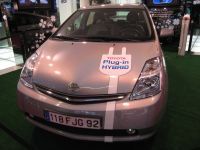 Une auto hybride rechargeable Toyota sortira en Europe d'ici 2012