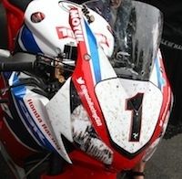Tourist trophy 2015: John McGuinness remporte sa 23ème voictoire et pulvérise le record du tour!
