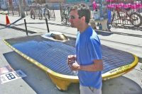 Record : un véhicule à l'énergie solaire a effectué 15 000 km !