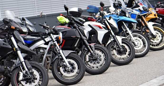 Le grand écart planétaire : pourquoi le prix d'une moto dévoile la fracture économique mondiale