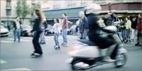 Le scooter bientôt interdit sur route ?
