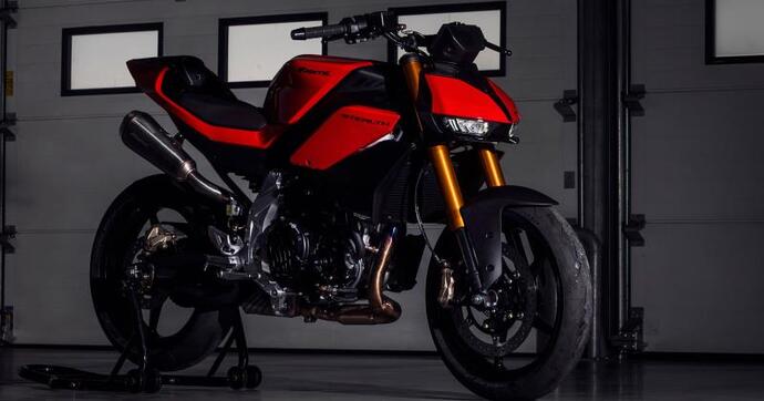 Seulement 147 kg pour le nouveau roadster de moyenne cylindrée signé Fantic, la Stealth 500