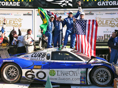 24 Heures de Daytona - La Ford Riley du MSR s'impose pour 5 secondes!