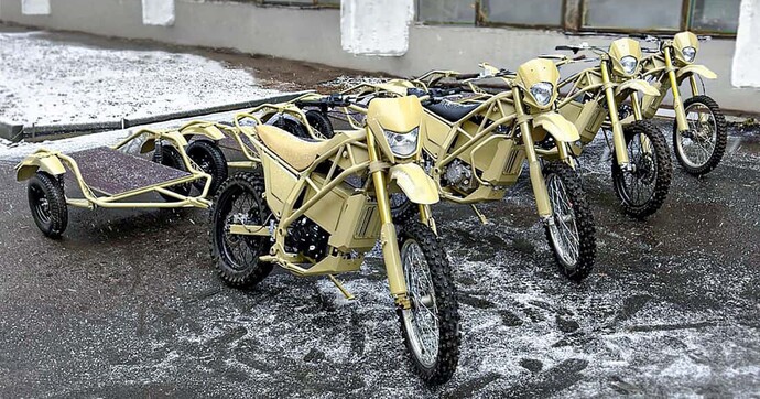 100 kg pour cette Kalachnikov électrique et à deux-roues qui va participer à la guerre menée par la Russie