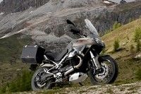 Moto Guzzi Stelvio 1200 4V NTX : Toutes les infos, toutes les photos HD (20 images)
