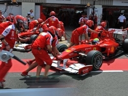 Ferrari débauche et assume
