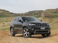 Essai vidéo - Jeep Grand Cherokee : pour une poignée de dollars
