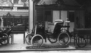 Rétro - Renault et les expositions universelles