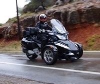 Can Am rembourse la formation sur Spyder.