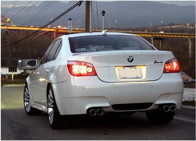 [vidéo] Une BMW M5 E60 sans échappement : bruyante et envoûtante
