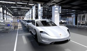 Porsche : trois ans de recharge gratuite pour l'achat d'une Taycan aux USA