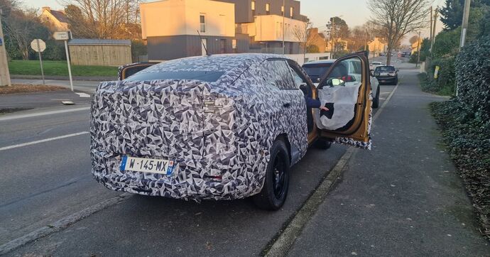 L’énorme Fiat du futur est venue se promener en Bretagne et elle a surpris tout le monde