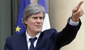 Social : l'accord chez PSA cité en exemple par le gouvernement