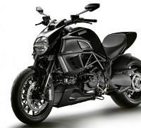 Video - Ducati: Le Diavel le vrai faux custom ? La piste dit oui !