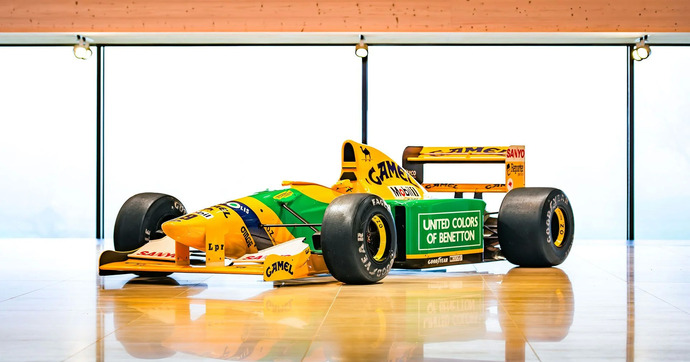 Il faut 8,5 millions d’euros pour glisser dans son garage l’ancienne F1 ayant mené Schumacher pour la première fois vers la victoire