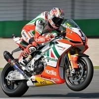 Superbike - Aprilia: Max Biaggi et Leon Camier étaient aussi au Mugello