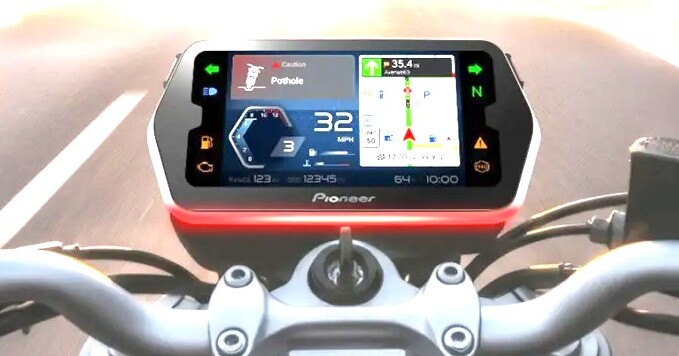 Pioneer Ride Connect : la révolution navigation moto arrive et dit adieu aux supports téléphone !