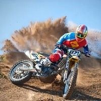 Video : Kenny Racing met en scène sa collection 2014