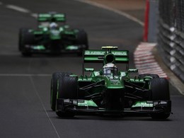 (Minuit chicanes) Etrange Caterham