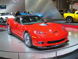 La ZR1 allume le stand Corvette au Mondial