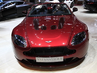 Aston Martin V12 Vantage S Roadster, le vieux pot et la bonne confiture - En direct du Salon de Paris 2014
