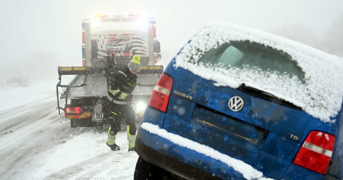 Killian, dépanneur: "Par chaussée glissante, le plus gros problème est le téléphone."