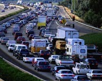 Grève des routiers : nouvelle journée d'action aujourd'hui et résultats du sondage