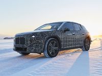 BMW iNext : les premières photos d'un prototype