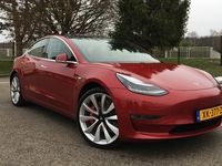 Essai vidéo - Tesla Model 3 : demain commence aujourd'hui