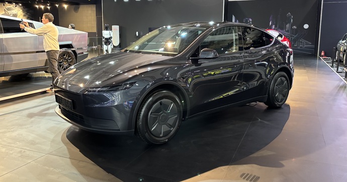 La Tesla Model Y Standard présentée au Salon de Bruxelles 2026