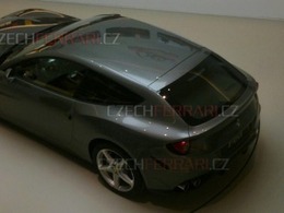 Concept Ferrari FF: plus de photos (dont l'habitacle)