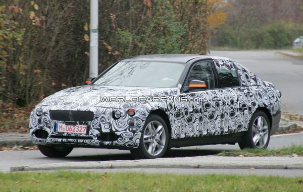 Spyshot : la prochaine BMW Serie 3 reprend la route