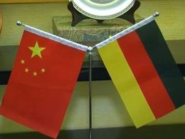 Economie: la Chine veut faire du mal aux voitures allemandes