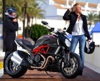 Séjours en Ducati Diavel.