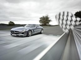 Mercedes SLS AMG : commercialisée le 16 novembre à partir de 177.310 euros