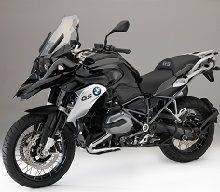 BMW- la R1200GS se met au noir