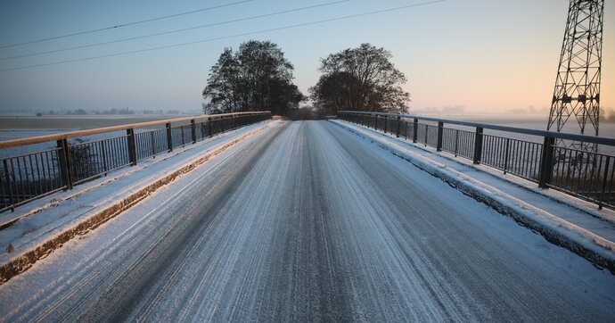 La route c’est tout un dessin