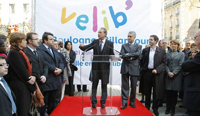 Vélib' : en route pour la banlieue !