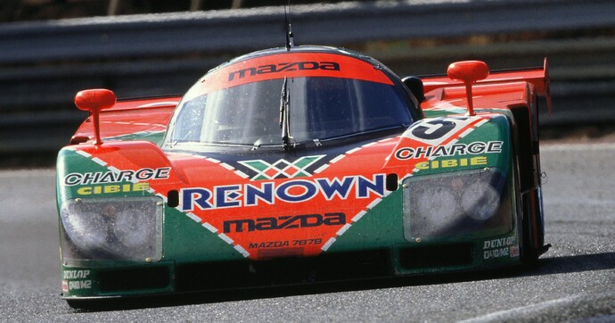 35 ans après son exploit au Mans, cette voiture au moteur unique au monde débarque enfin à Rétromobile