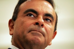 C.Ghosn prédit un avenir sombre pour l'automobile