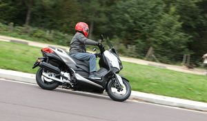 Yamaha X-Max 125 2018 : disponible courant novembre au tarif de 4999 €