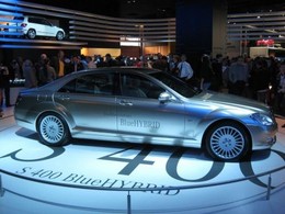 La Mercedes S 400 BlueHYBRID, la classe hybride !
