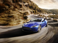 Nouvelle Aston Martin V8 Vantage S : nouvelle boîte, nouveaux réglages châssis et 430 ch