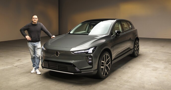 Puissance délirante, autonomie record : le Volvo EX60 électrique fait déjà trembler les Allemands, Tesla et… son frangin XC60 thermique !