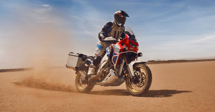 Des nouveaux coloris pour la Honda Africa Twin 2026 et des équipements de série enrichis pour la version Adventure Sports