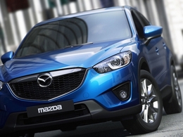 Mazda développe une résine spéciale pour soigner le poids de ses modèles
