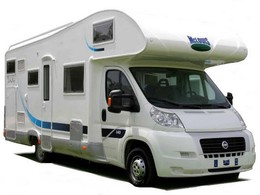 Il vole un camping-car pendant que son propriétaire dort dans la couchette
