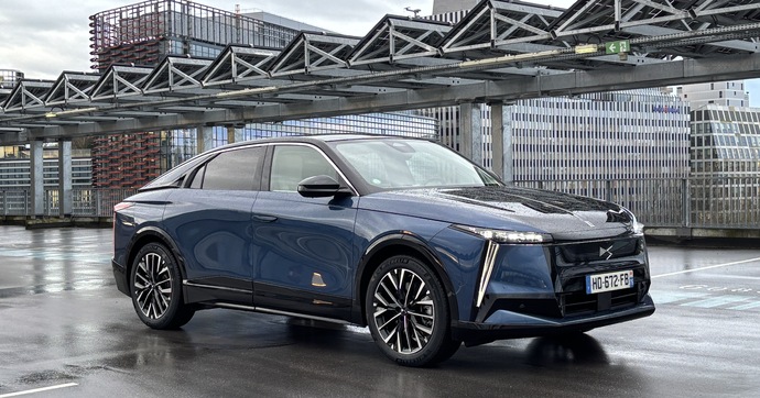 DS N°8 : Le haut de gamme Français tient-il enfin son nouveau champion ?