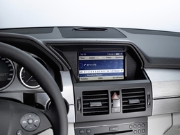 Une appli iPhone et Blackberry pour déverrouiller sa Mercedes et la repérer